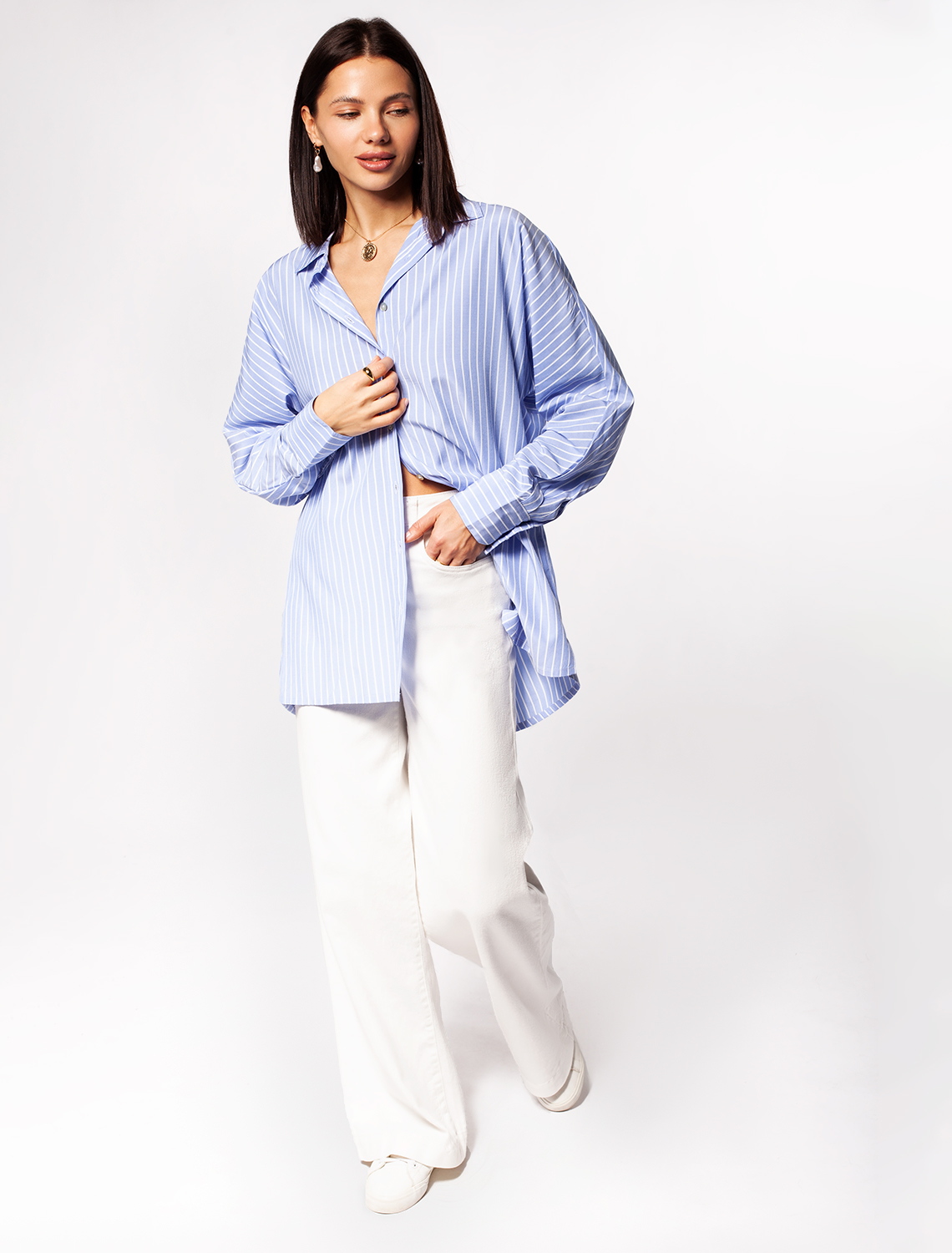 картинка Блузка женская голубой-белый от магазина Одежда+