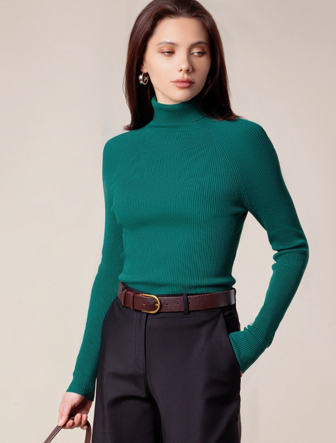 картинка Свитер женский темно-зеленый магазин Одежда+ являющийся официальным дистрибьютором в России 